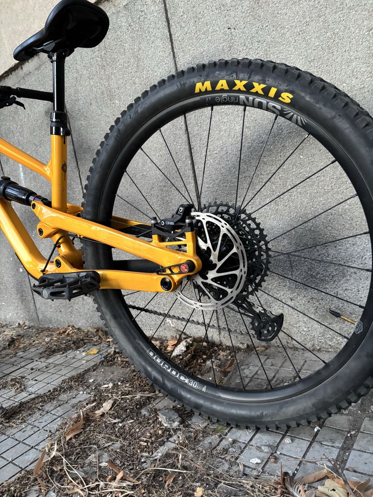 mtb YT jeffsy primus 26
