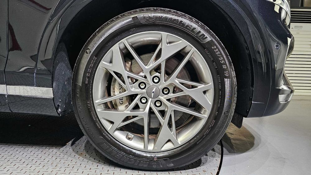 Genesis GV70 2.5T Gasoline AWD