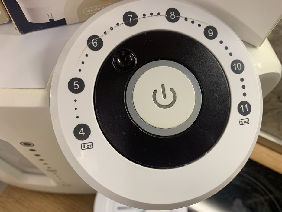 Машина за АМ Tommee Tippee с 4 бр филтри в комплект