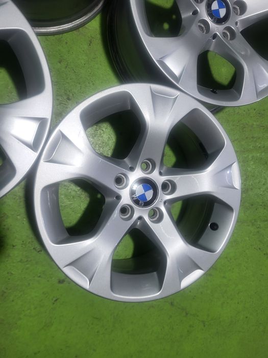 17 5x120 Bmw X1 F30 лети джанти 5х120 бмв е90 х1 f30