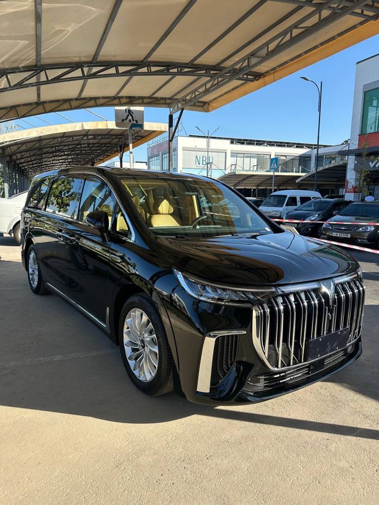 Voyah Dreamer Flagship Hybird 1300km СРОЧНО