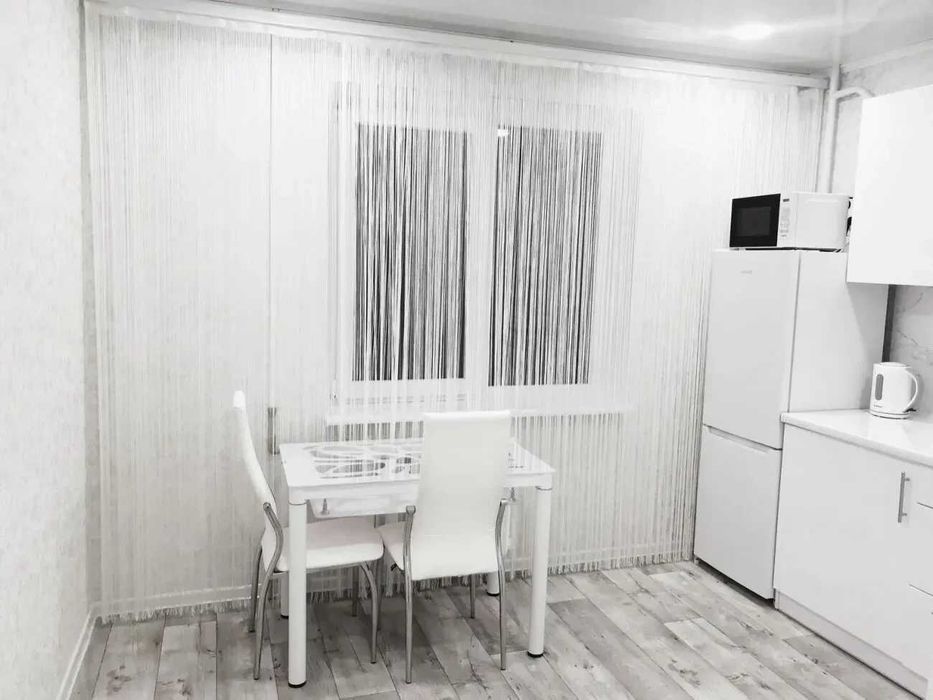 Дава се под наем Двустаен апартамент в София, Център - 56 кв.м за 408 € - Снимка #2