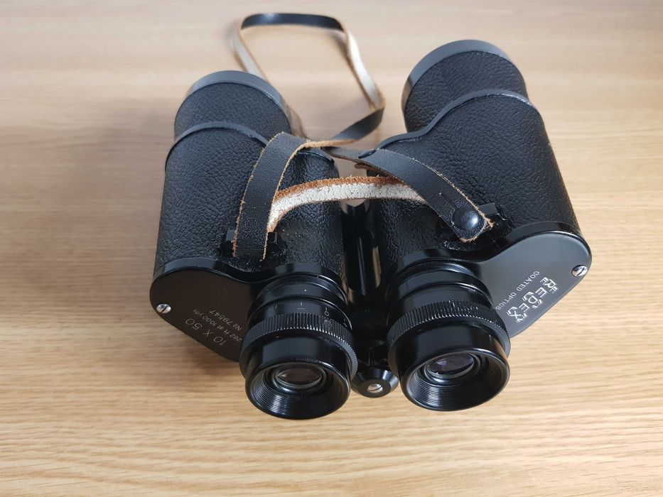 Binoclu Redex cu etui, 10 X 50