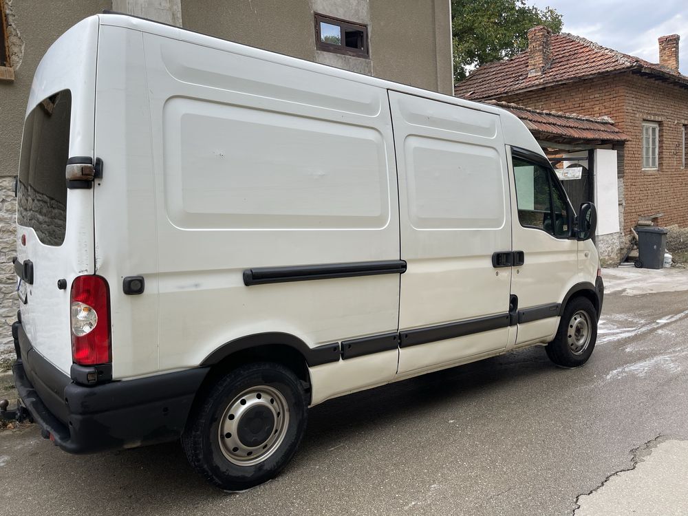 Renault Master 2 2.5dci 125ps