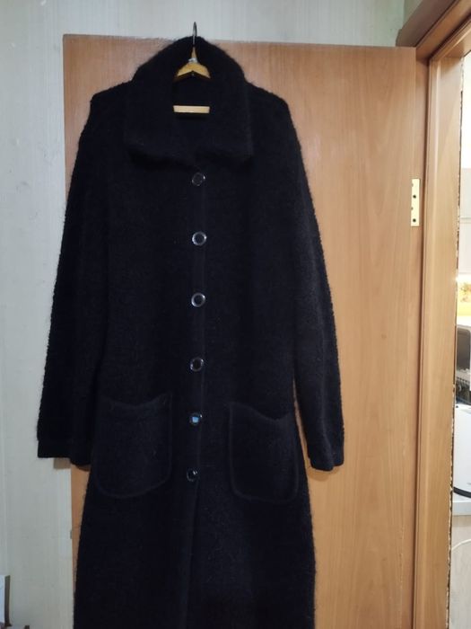 Продам шерстяное осенние пальто