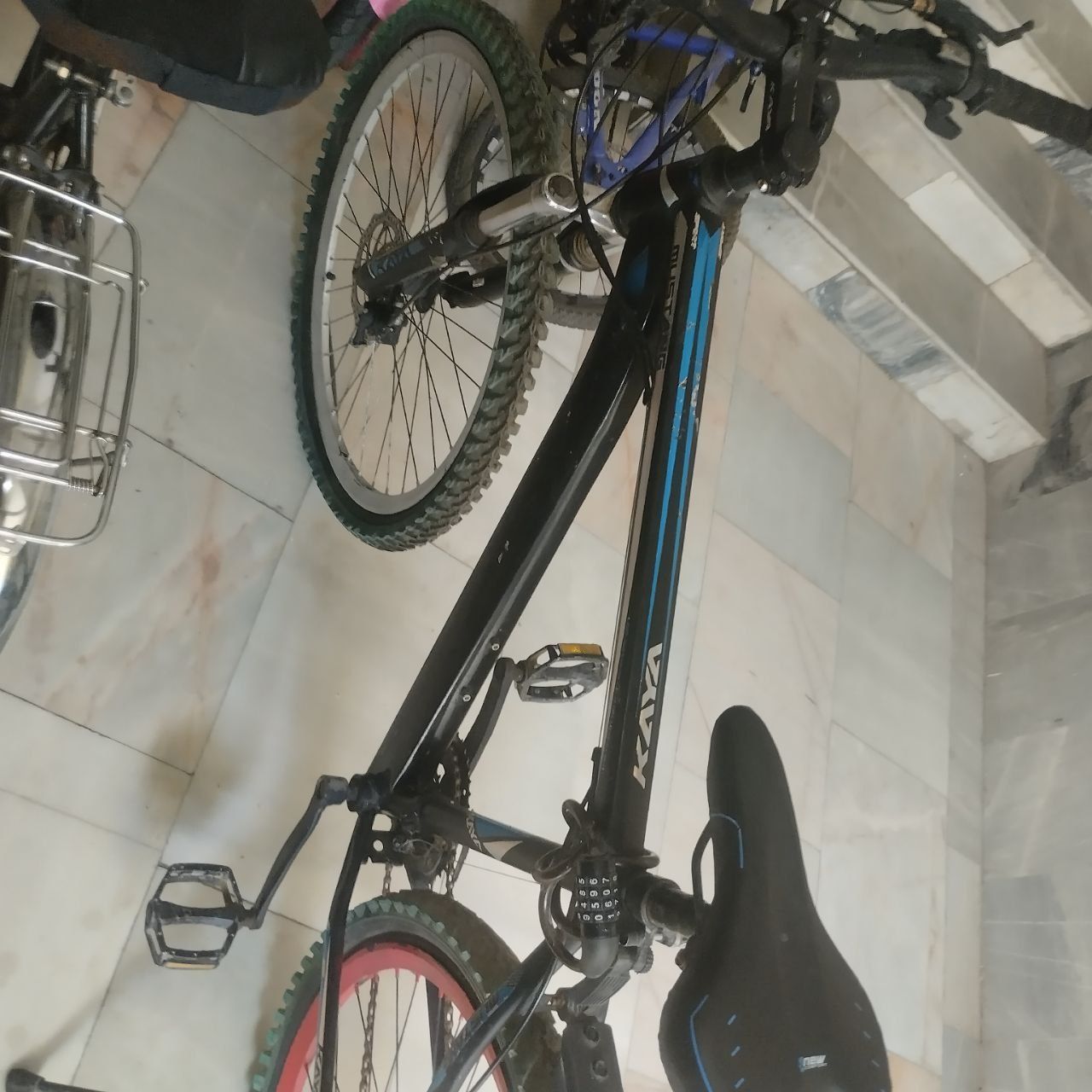 Velosiped sotiladi