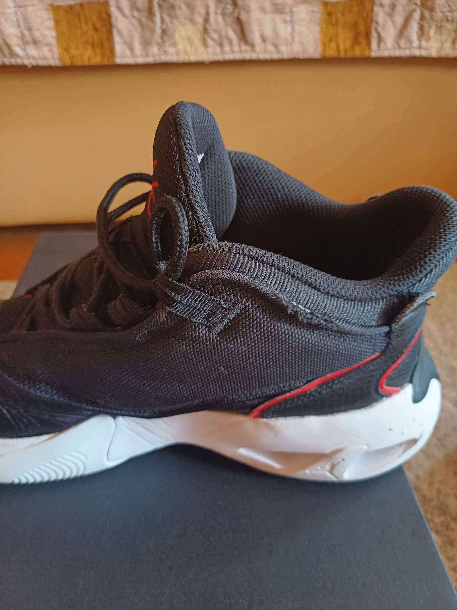 Маратонки Jordan Max Aura 4