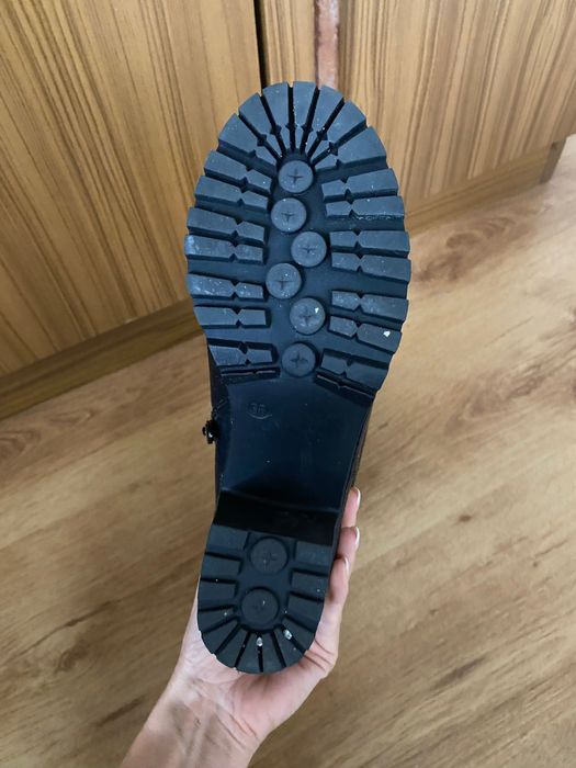 Кожени ботуши на ток