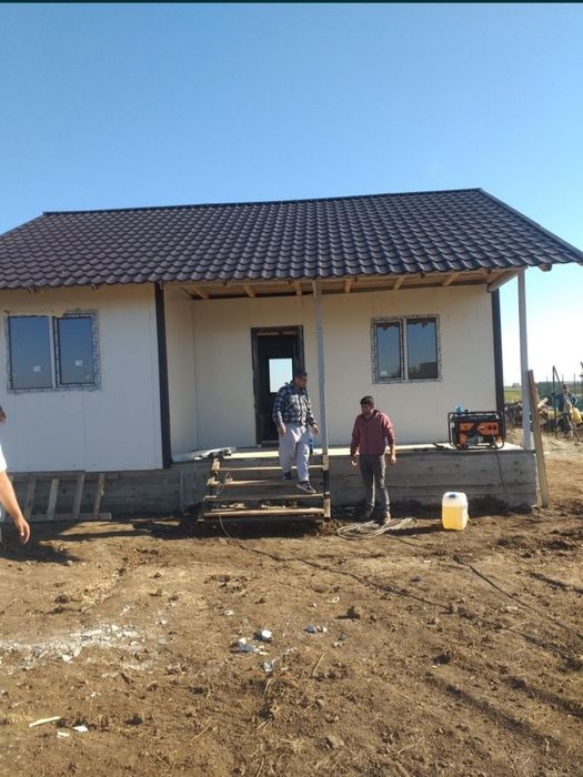 Vand casă modulara 10x4m