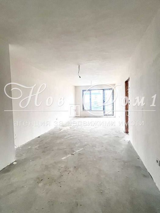 Продава се Тристаен апартамент в Варна, Аспарухово - 100 кв.м за 1419 €/кв.м - Снимка #2