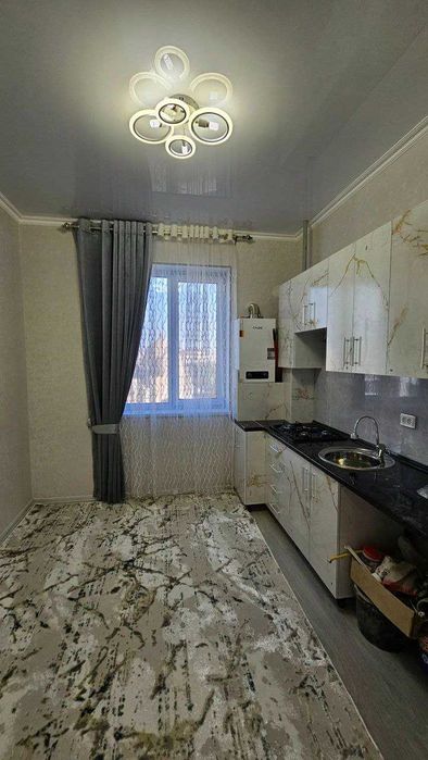Продаётся 3х комн квартира на 4 этаже Ор-р Шарк Шайх ул олам