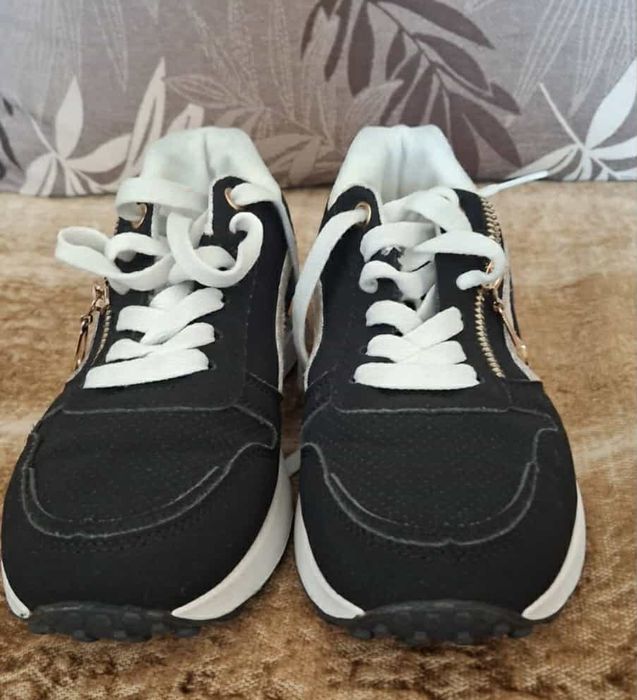 Обувки дамски и рокерия от телешки бокс