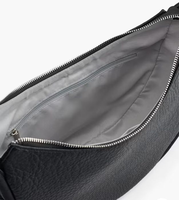 Кожена черна чанта