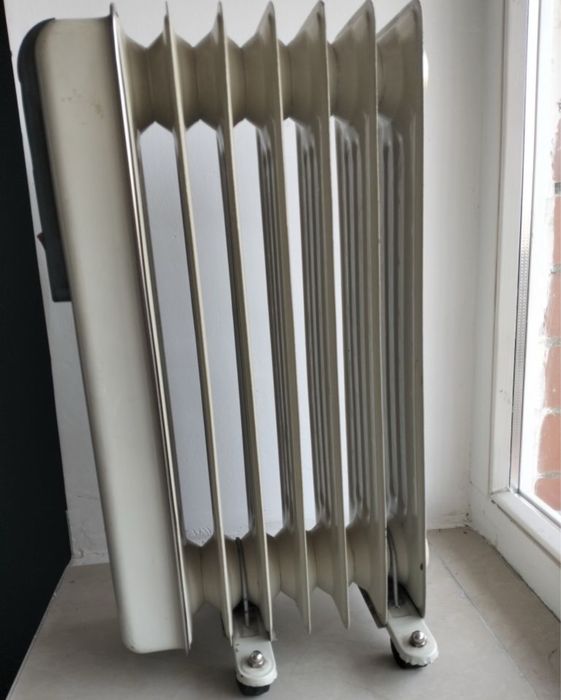 Продаю масляный обогреватель