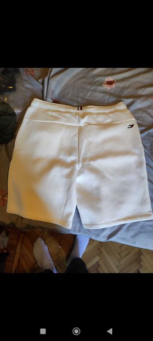 Pantaloni scurți Tommy original si nike pantalon lung
