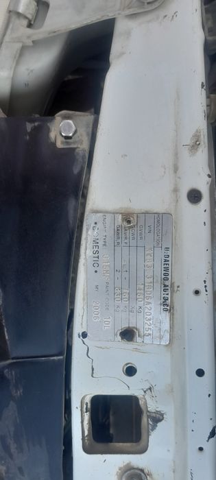 Nexia 1 2006 sotiladi