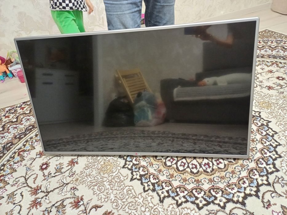 Продам телевизор