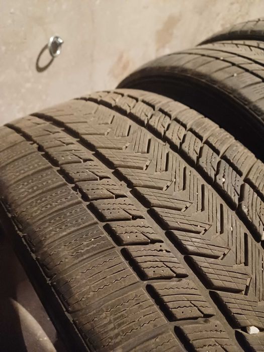 Зимни гуми gripmax 275 / 35 R20