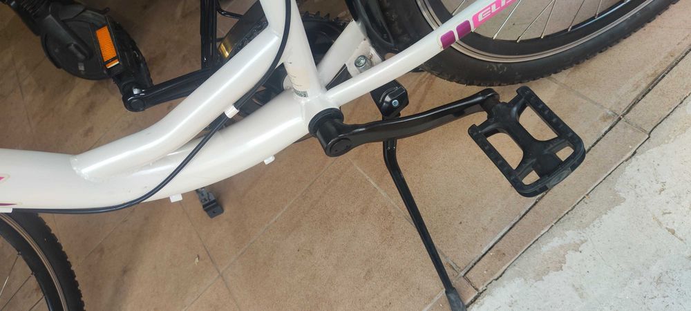 Дамски велосипед / женско колело - МНОГО ЗАПАЗЕНО