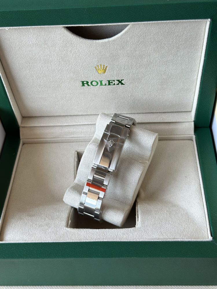 Rolex Sky-Dweller Green 42 mm