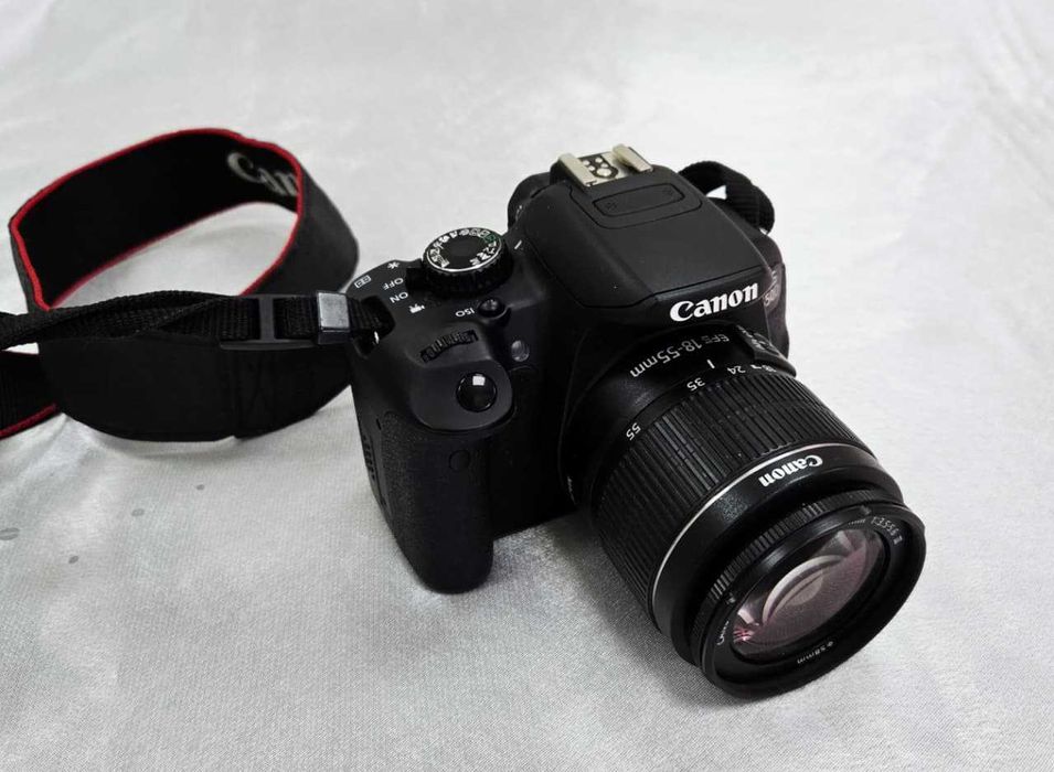 Фотоаппарат Canon EOS 650D