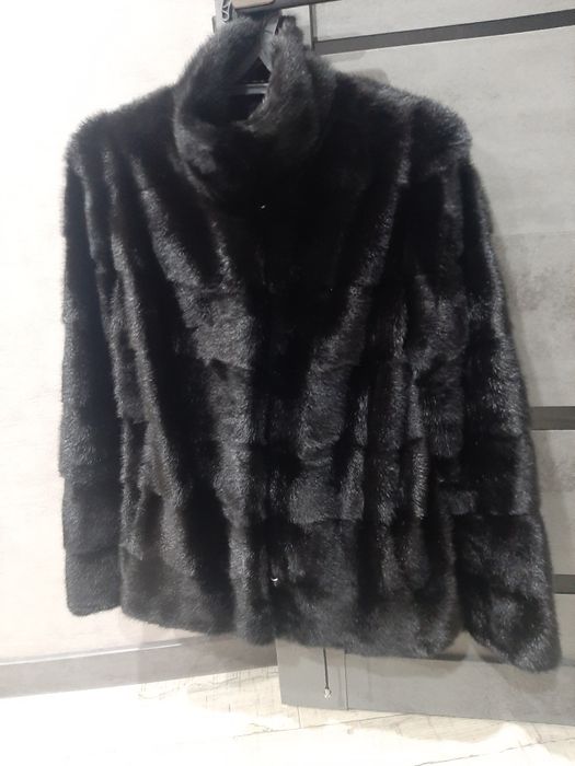 Продам норковую шубу