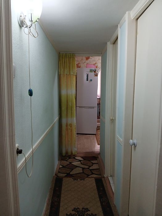 Srochna 4 xonali uy sotiladi