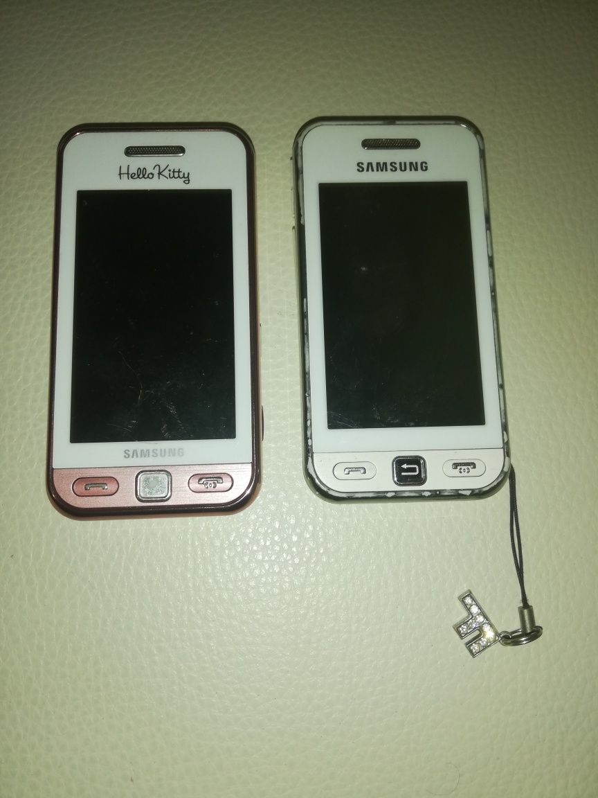 Telefon Samsung 2 bucăți la 50lei