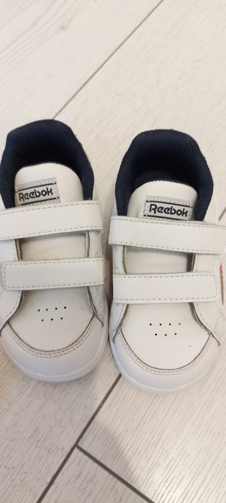 Reebok.   21 номер