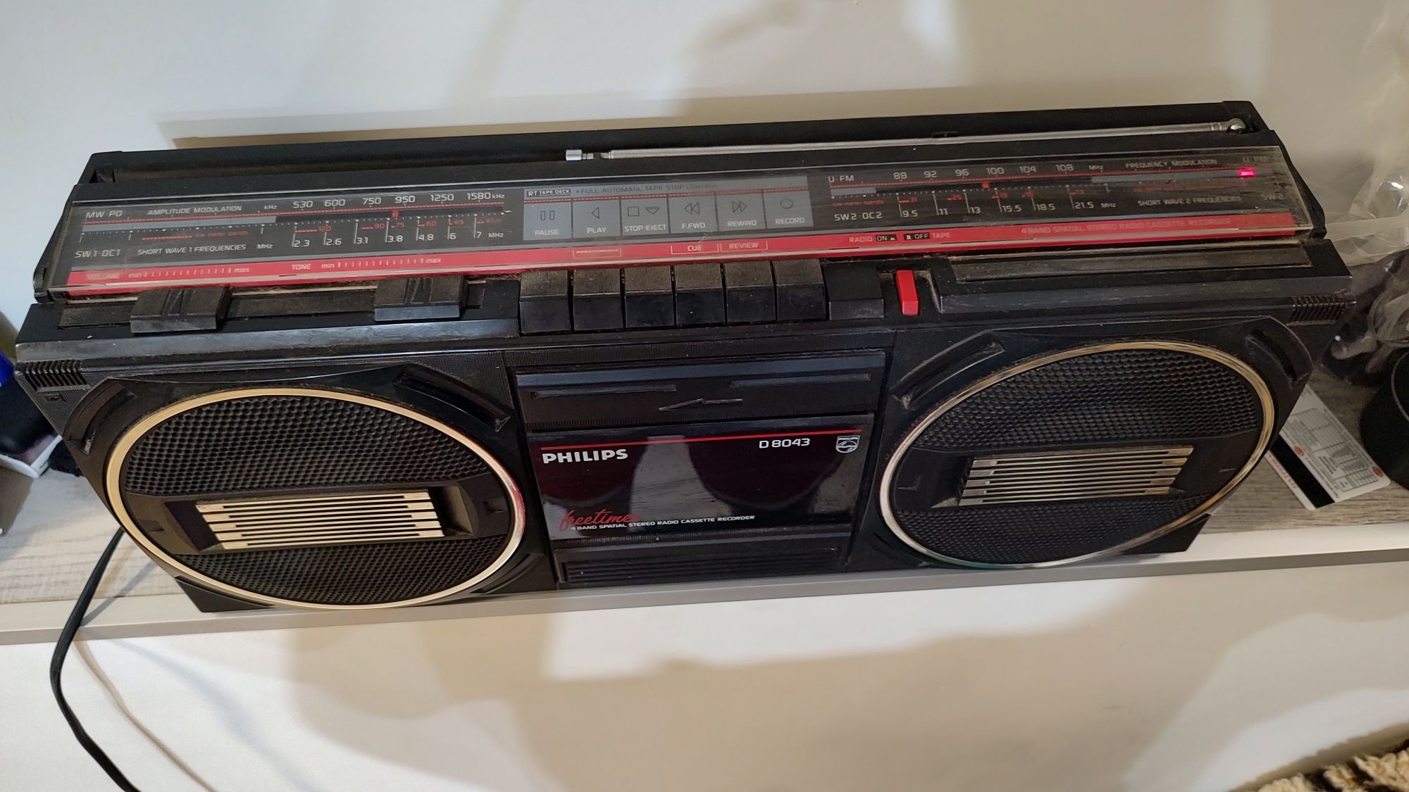 Philips D8043 радиокасетофон