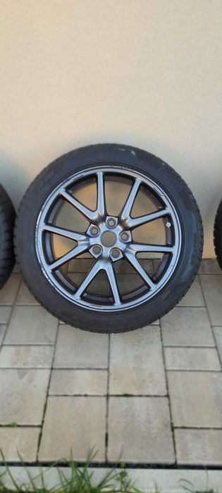 Jante Tesla 18 cu anvelope Iarna Pirelli