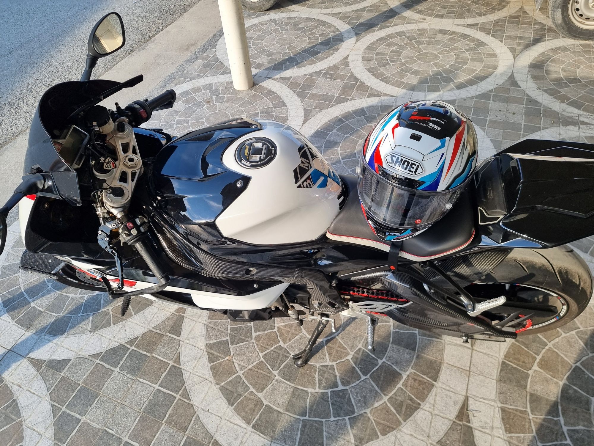 BMW s1000 rr sotiladi!