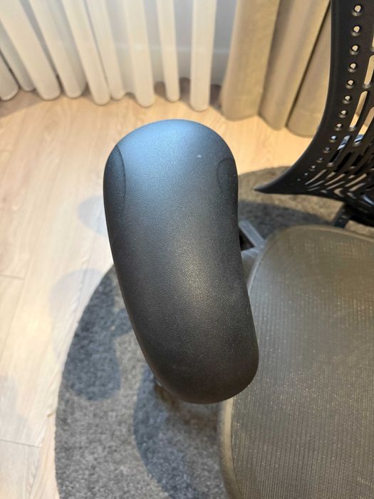 Herman Miller Mirra 2 (Fully Loaded) Офис Стол - Изключително Запазен!