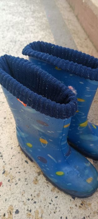 Гумени ботуши за момче