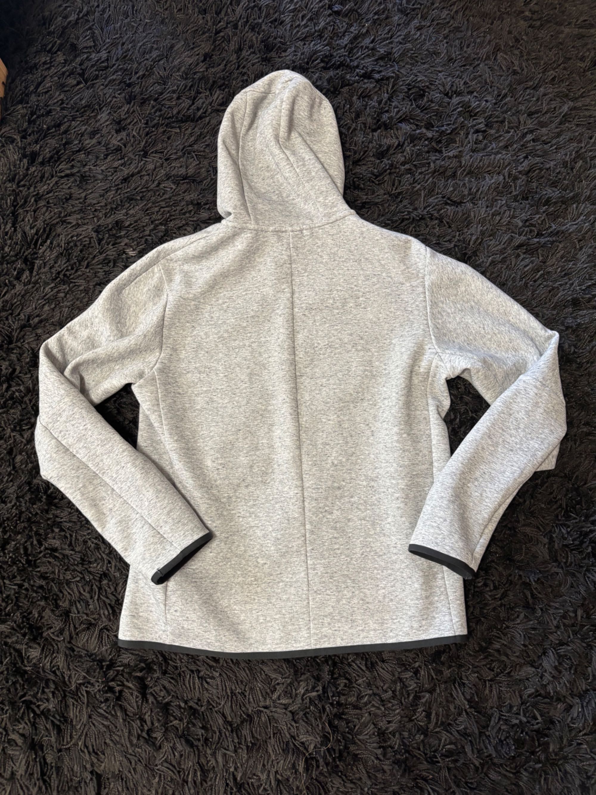 Nike tech fleece