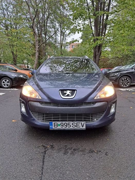 Peugeot 308 PEUGEOT 308 SW, an fabricatie 2008, neavariat, al treilea proprietar