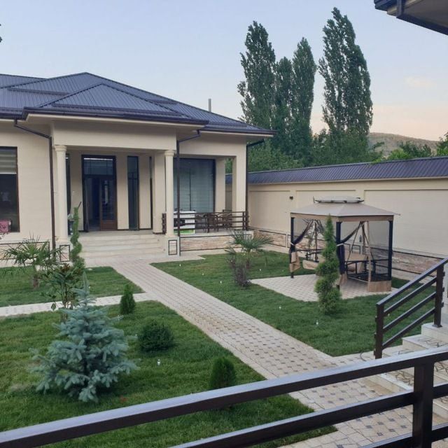 Exclusive Humson Dacha