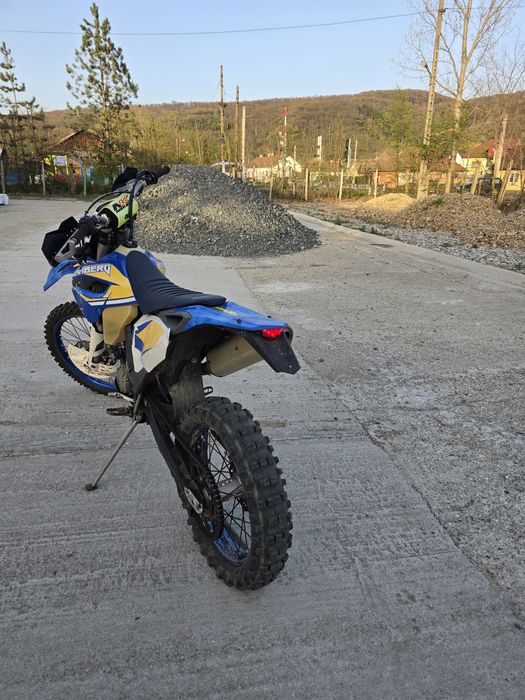Vând Husaberg (ktm husqvarna sherco gasgas)