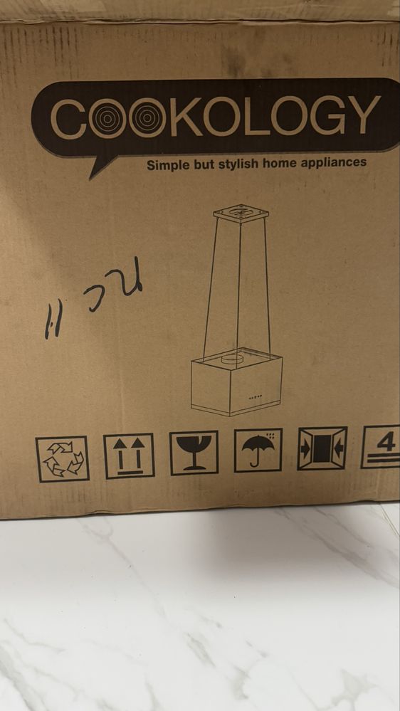 Hota de lux din sticla securizata pentru bucatarie