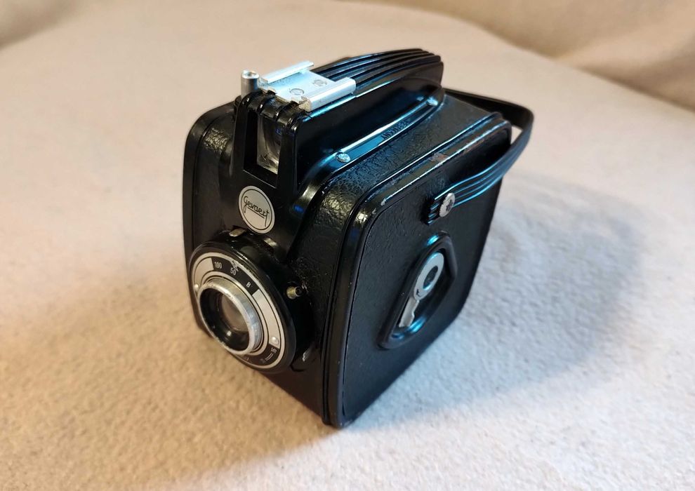 Aparat foto Gevaert Gevabox Germania 6×9 frames on 120 film anii 50