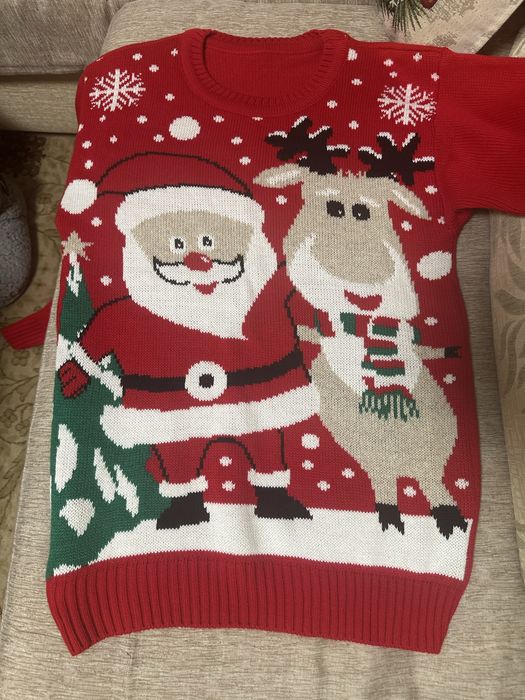 Коледен пуловер