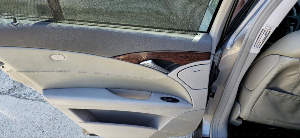 Продавам Mercedes E320 CDI