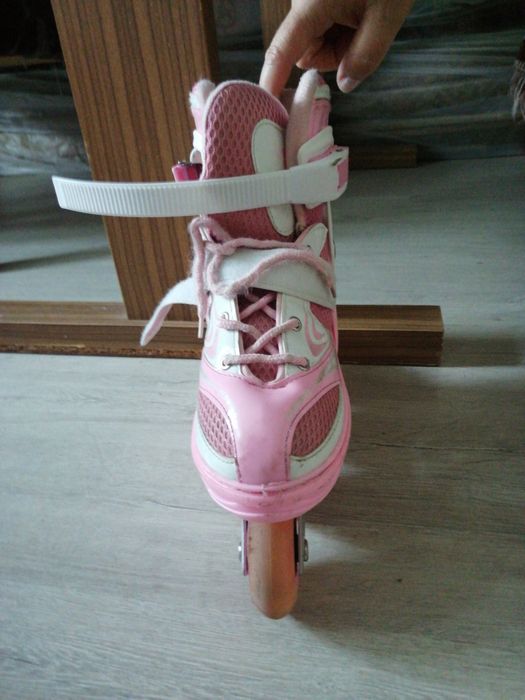 роликовые коньки