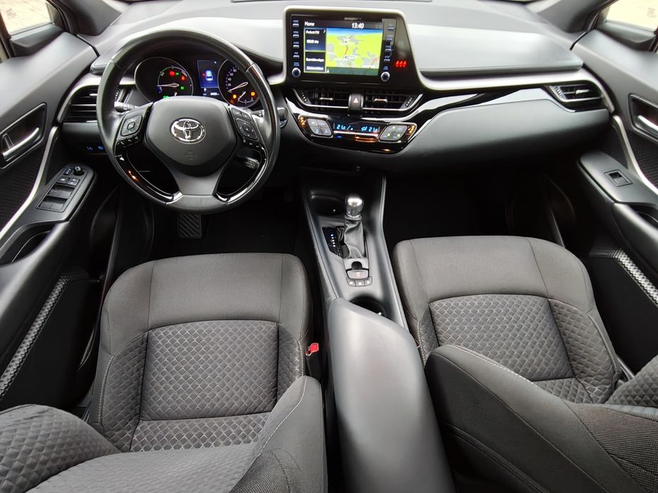 Toyota C-hr BUSINESS 1,8 Hybrid Automată Facelift 2020 Ireproșabilă