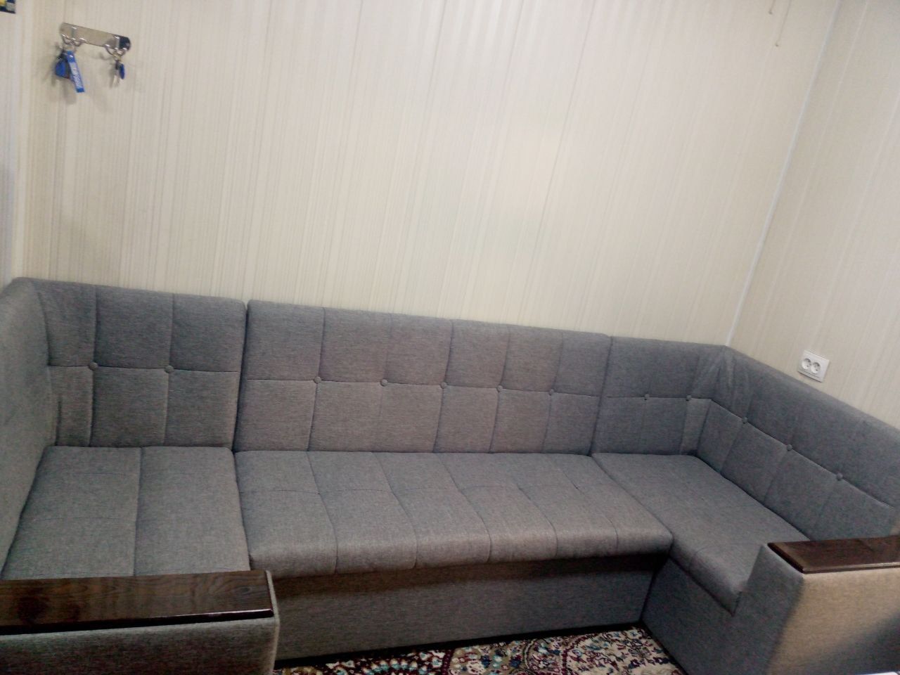 Mebel kirislo sifati allo darajada yengide turiptu