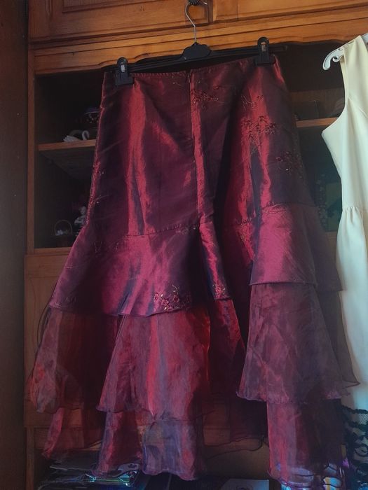 Vând set corset+fustă