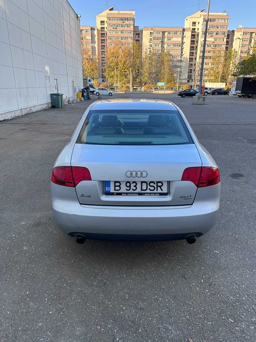 AUDI A4 Sedan 2005 • 2.0 T Quattro
