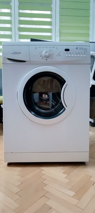 Mașina de spălat Whirlpool 6 kg