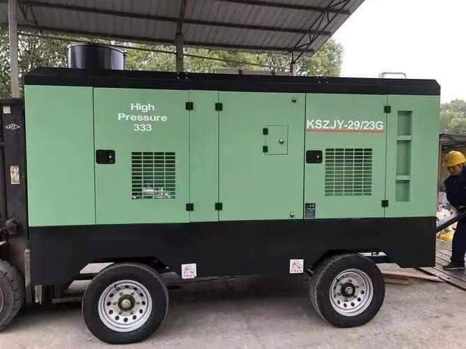 Продается Буровой станок модель (HFJ 1000A) в комплекте.