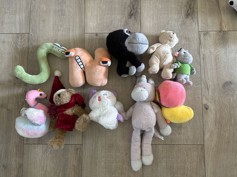 Плюшени играчки на брой